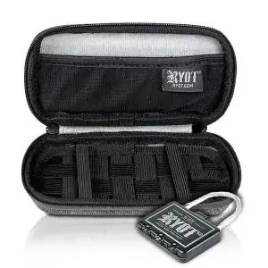 Estuche Anti-Olor Negro 16.5 X 9 X 6 cm.